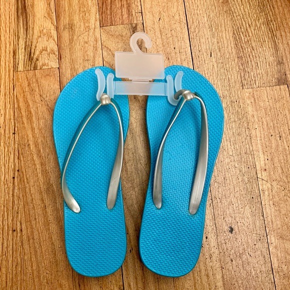 🌟🌟2 Pairs Of NEW Flip Flops🌟🌟 - Picture 2 of 3